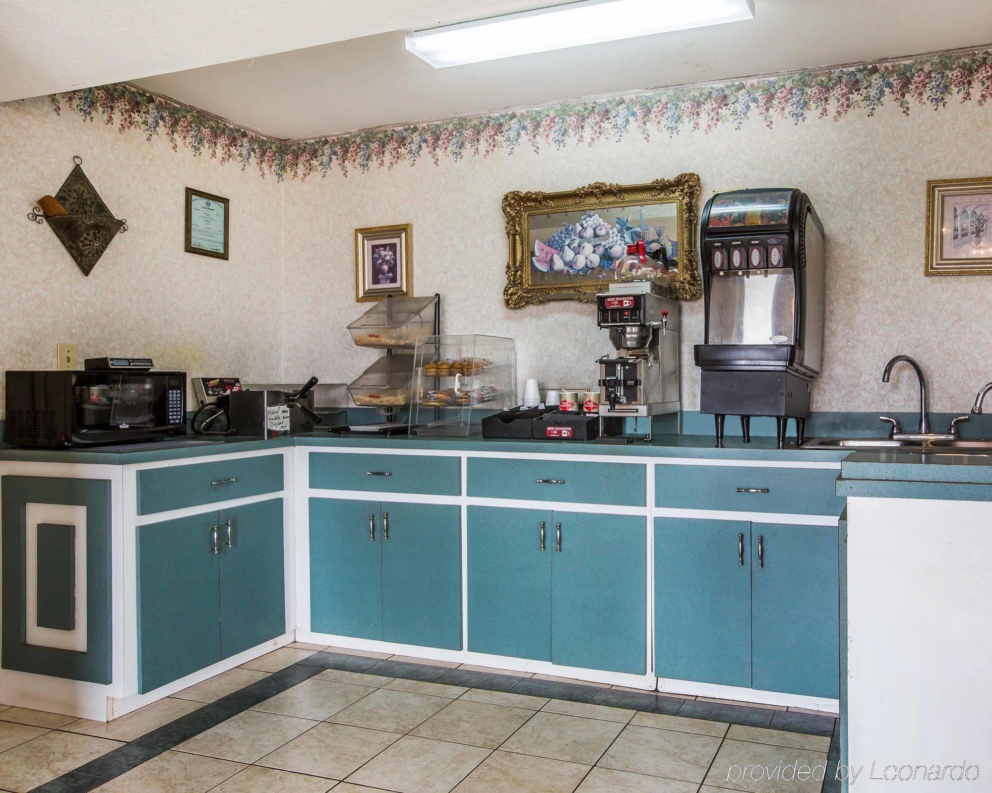 Rodeway Inn Montgomery Extérieur photo